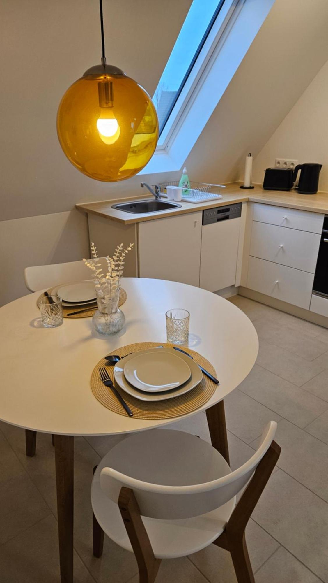 Ferienwohnung As 5 One & Two Bamberg - Modern In Ruhiger Lager Mit Balkon Hallstadt Exteriér fotografie
