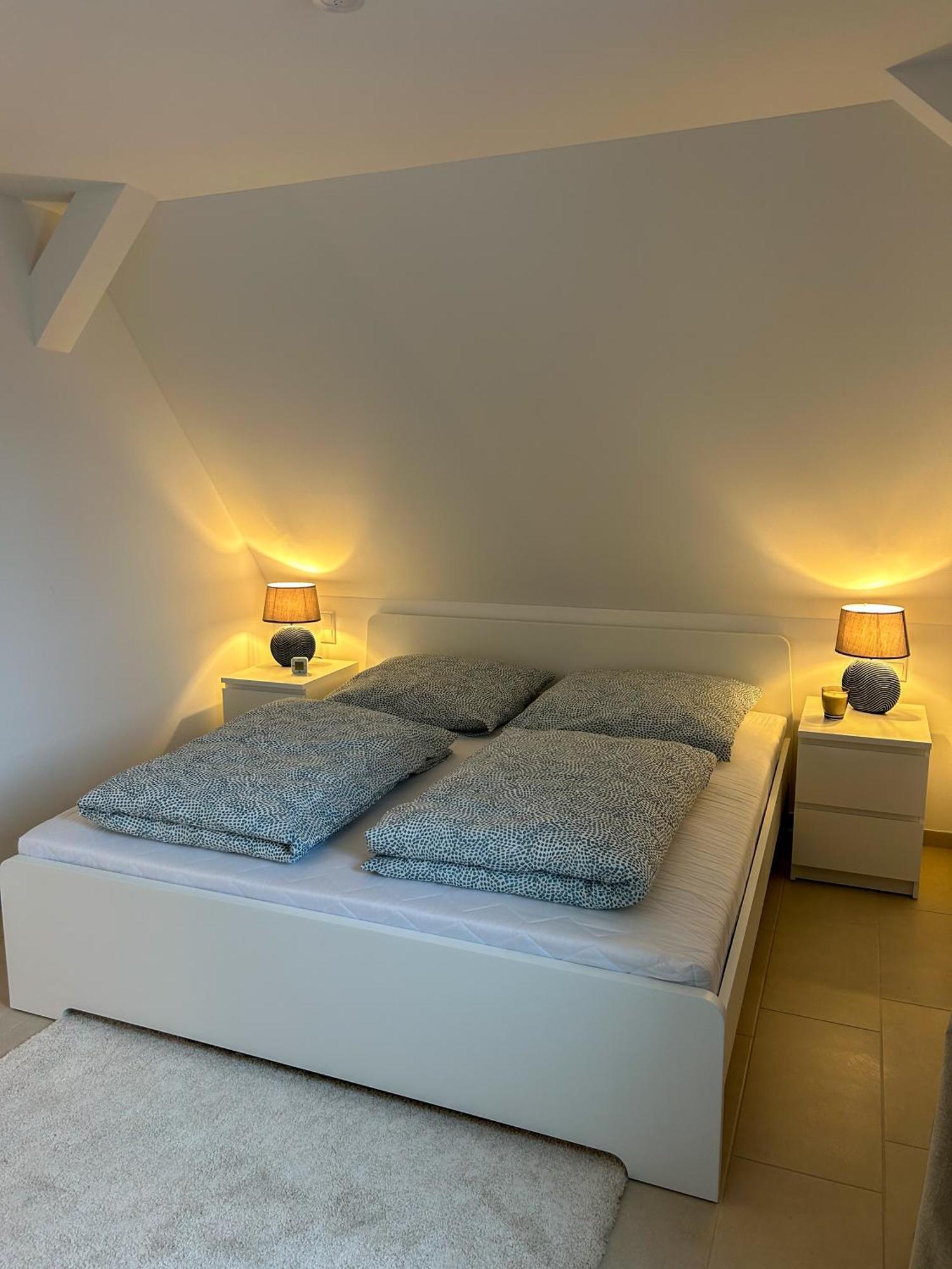 Ferienwohnung As 5 One & Two Bamberg - Modern In Ruhiger Lager Mit Balkon Hallstadt Exteriér fotografie
